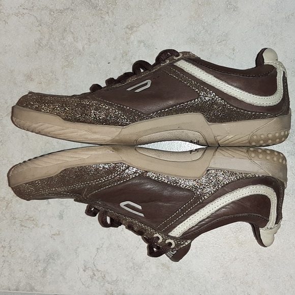 DIESEL Vintage Style Brown Leather Sneakers w Gold Trim - Women's 8-1/2 - Picture 4 of 12